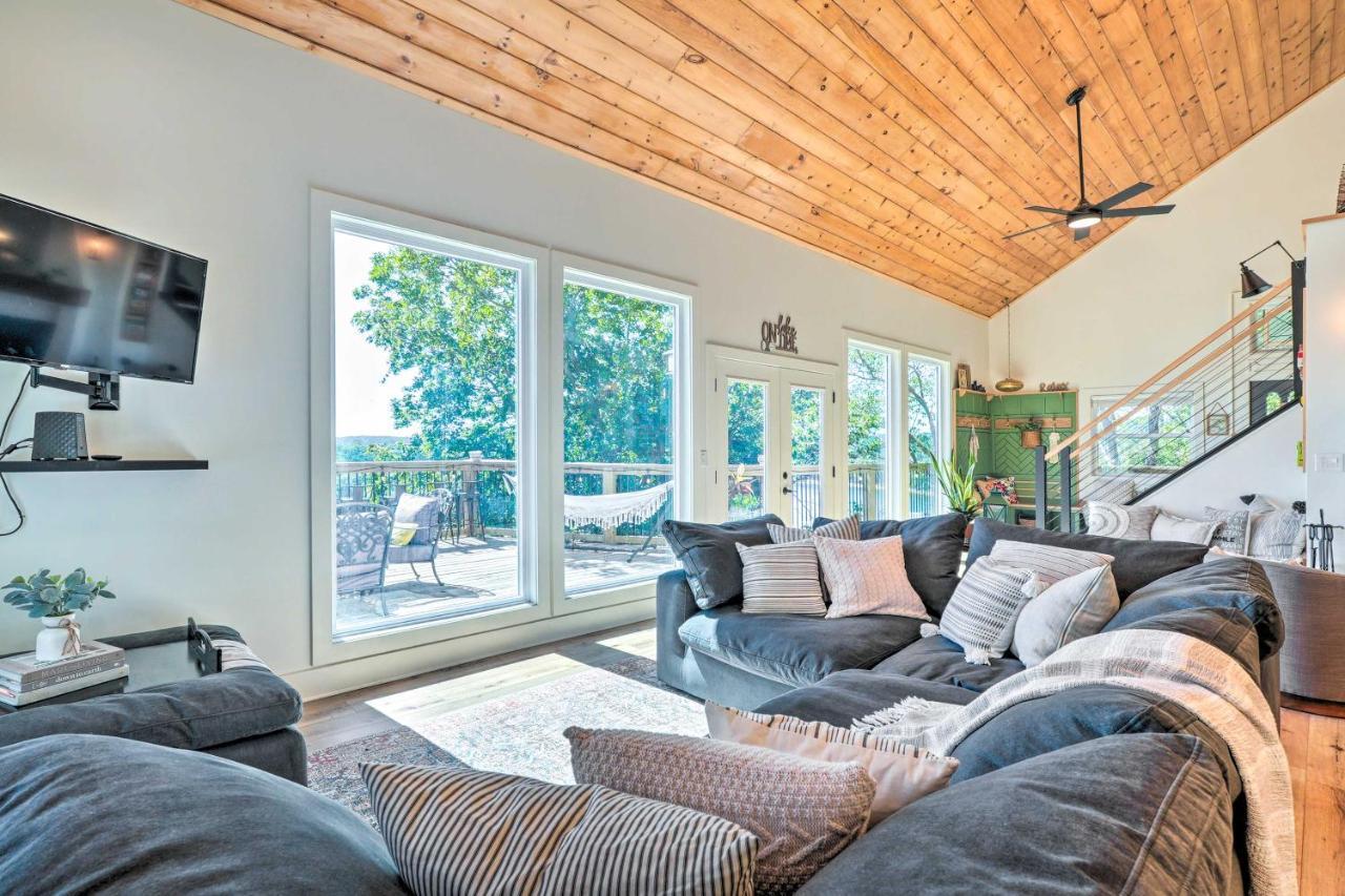 Colorful Golden Getaway With Panoramic Views! Villa Exterior foto